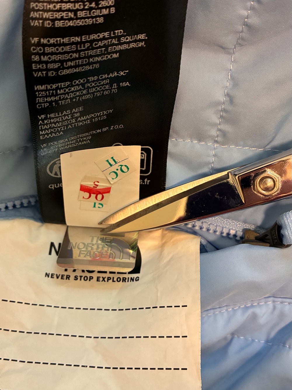 The North Face Girl's Reversible Fleece Jacket - Picture 9 of 16